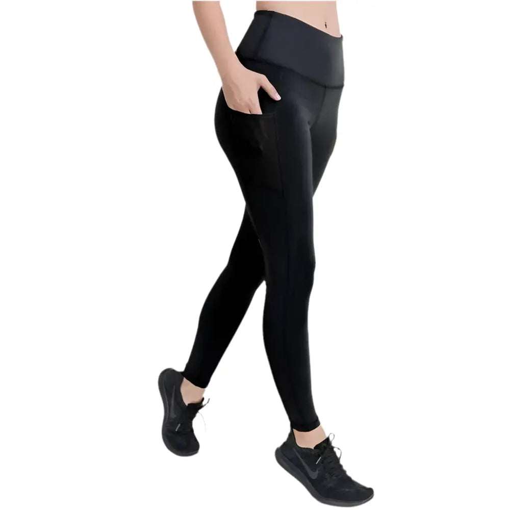 Mono B Bronze- High-Waist Essential Leggings with Mesh Pockets in Black