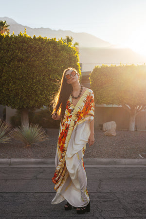 
                
                    Load image into Gallery viewer, Poppy Mirage Caftan
                
            