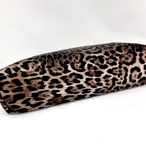 
                
                    Load image into Gallery viewer, Getaway LITT Makeup Case in Bronze Leopard
                
            